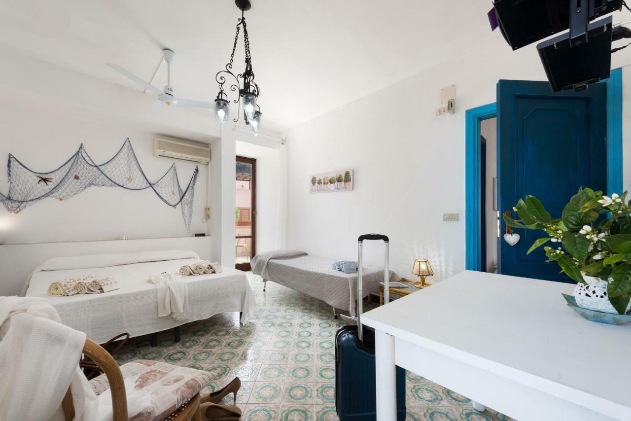 B&B Villa Il Carrubo San Vito Lo Capo Eksteriør bilde